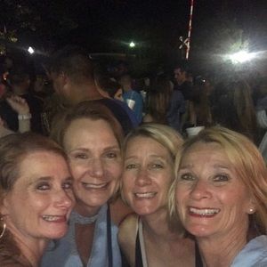 Meet your Posher, Catherine